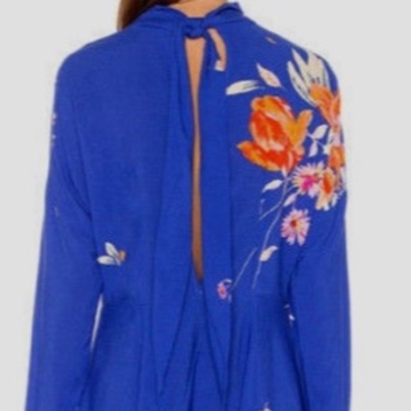 FREE PEOPLE GEMMA  OPEN BACK LONG SLEEVE TROPICAL FLORAL MINI DRESS BLUE MEDIUM - Picture 6 of 8
